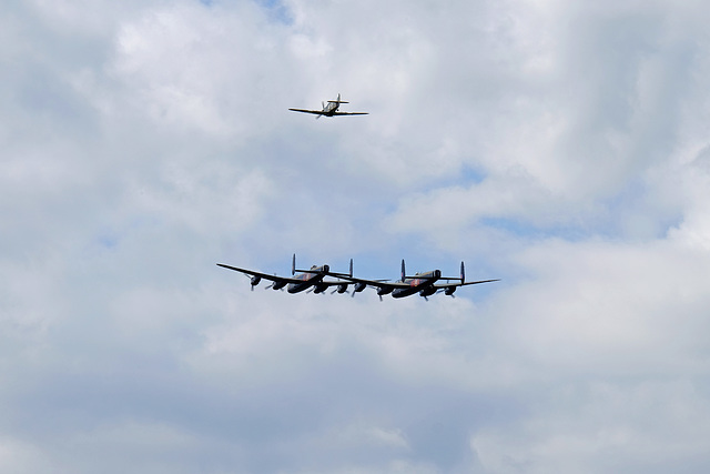 Wings and Wheels Dunsfold August 2014 X-T1 Lancasters Spitfire 1