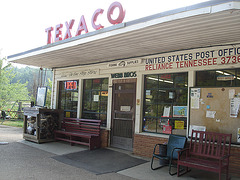 Texaco gas station - 11 juillet 2010.
