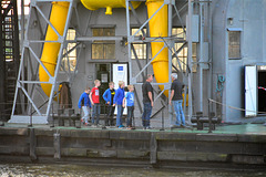 Dordt in Stoom 2014 – Vlootschouw – Crew on board of the Stadsgraanzuiger № 19