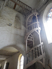 La Ferté Loupière : escalier