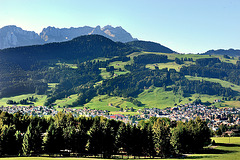 Appenzell et le sommet du Säntis (2500 m alt.)...