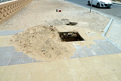 Dubai 2012 – Hole in the ground