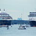 Queen Elisabeth + Queen Mary 2 im Hamburger Hafen!