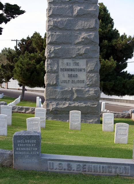 Fort Rosecrans National Cemetery - USS Bennington Memorial (6372)