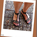 Dame PINEDE en sandales sexy / Lady PINEDE posing in her sexy sandals / 8 juillet 2012.