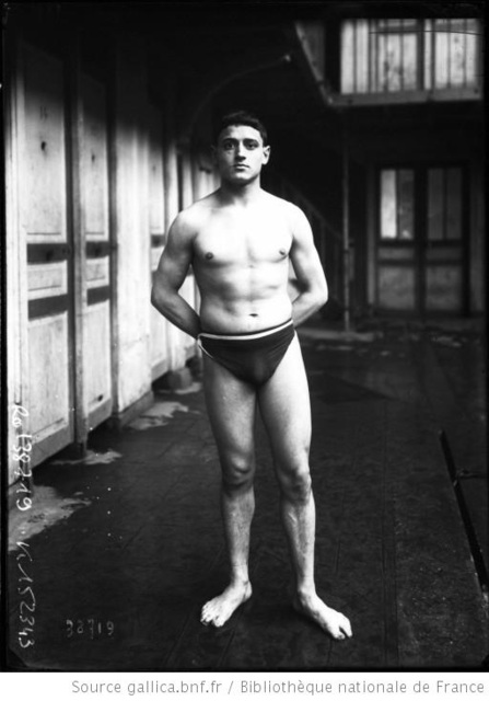 french swimmer 3 - 1914
