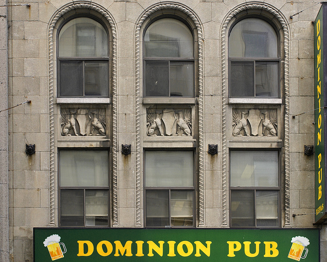 Dominion Pub – Dominion Square, Montreal
