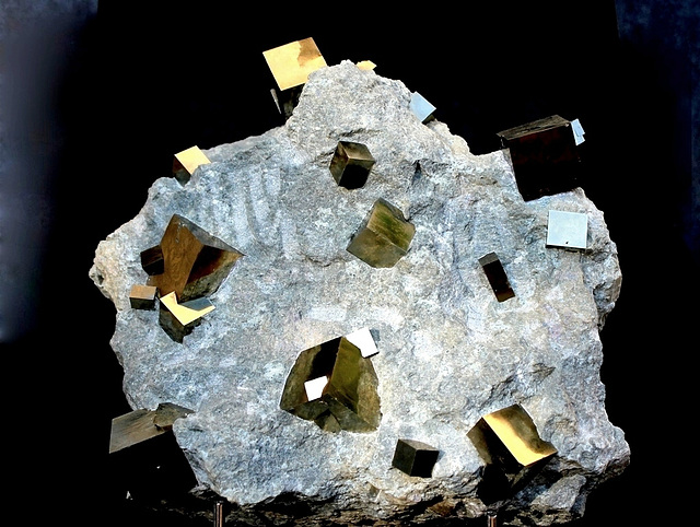Pyrite cubique  (3)