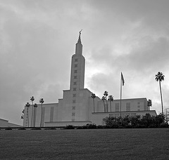 (15-44-58) Great LA Walk - LDS Temple