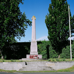 RAD20120818 Ashwell war memorial
