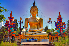 Buddha watching over Mae Sariang