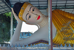 Reclining Buddha in Wat Thai Watthanaram