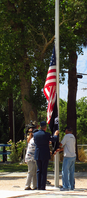 Raising the New POW-MIA Flag in Veterans Park (1185)