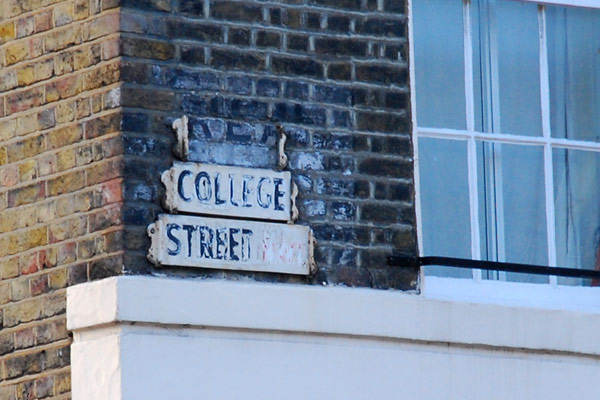 [Royal] College Street