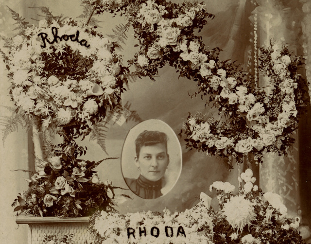 Rhoda (Detail)