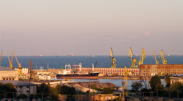 Constanta port at sunset (3)
