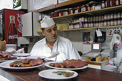 Serving Schwartz's Smoked Meat – Boulevard Saint-Laurent, Montréal, Québec
