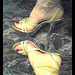 Marlène /  Ses beaux petons en talons hauts - Her appealing high-heeled feet.