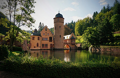 Schloss Mespelbrunn - das Märchenschloss im Spessart -  A Fairytale Castle in the Spessart/Germany