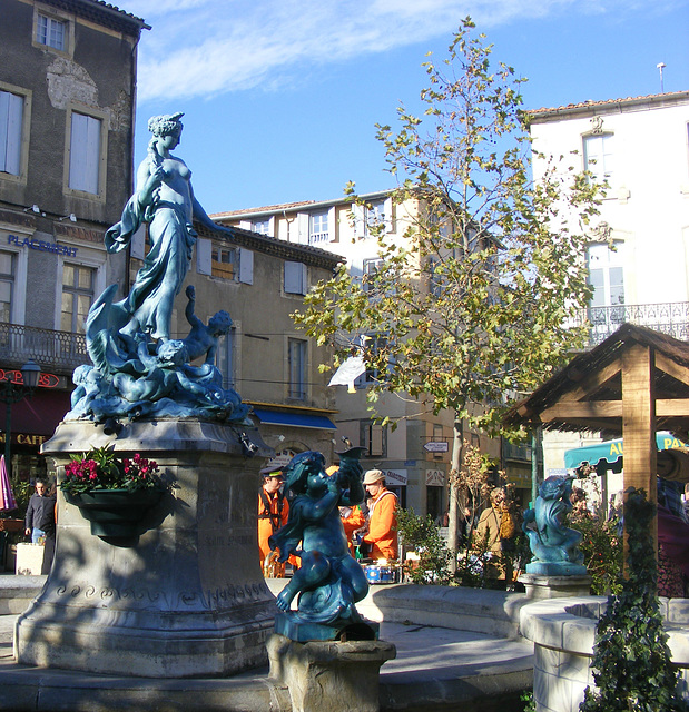 Place de la République Limoux
