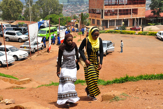 Islamaj virinoj en Kigali