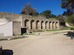 Acropole de Rhodes : stoa