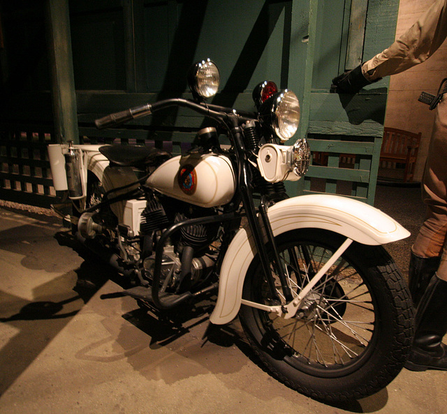 1932 Harley-Davidson (updated to 1934 specs)- Petersen Automotive Museum (7983)