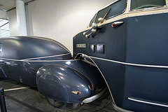 1938 Reo - Petersen Automotive Museum (7935)