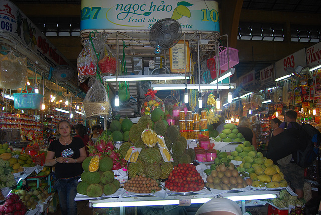 Le marché couvert à Hô Chi Minh