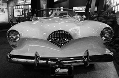 1954 Kaiser Darrin KD-161 - Petersen Automotive Museum (8045A)