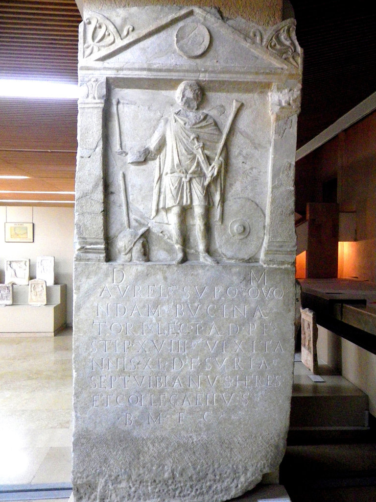 Stèle de soldat romain.