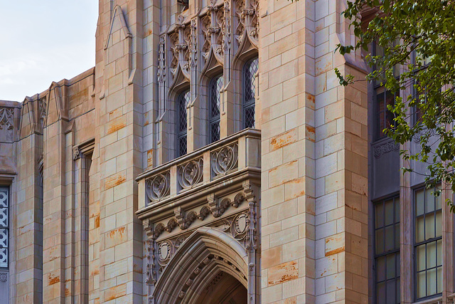 The Portals of Learning – Cathedral of Learning, University of Pittsburgh, Forbes Avenue, Pittsburgh, Pennsylvania