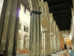 rochester cathedral nave aisle
