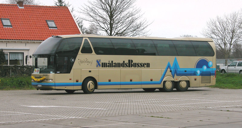 More SmålandsBussen: Previous incarnation of the Neoplan Starliner