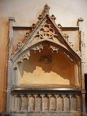 rochester cathedral c14 tomb