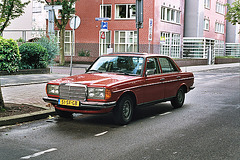 Daily Merc spots: 1978 Mercedes-Benz 240 D