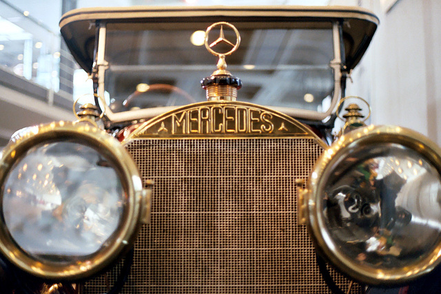 1910 Mercedes Typ 22/40 PS Tourenwagen, detail