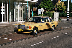 Daily Merc spots: 1979 Mercedes-Benz 200 D