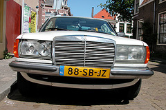 Damaged 1979 Mercedes-Benz 230 C