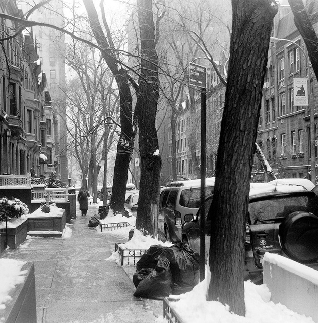 Snowy side street, NYC