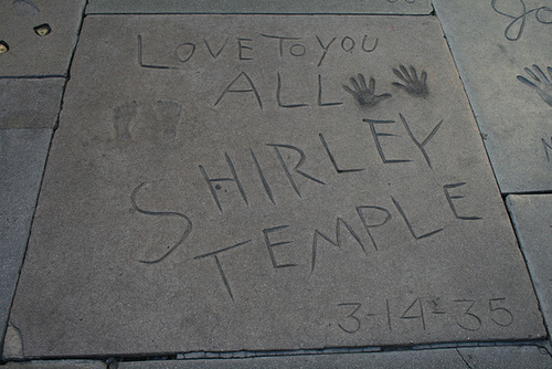 Shirley Temple's prints in cement