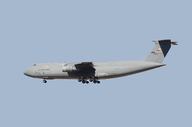 Lockheed C-5A 68-0220