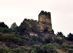 Visiting the Rhine valley in Germany: even knights need a hotel