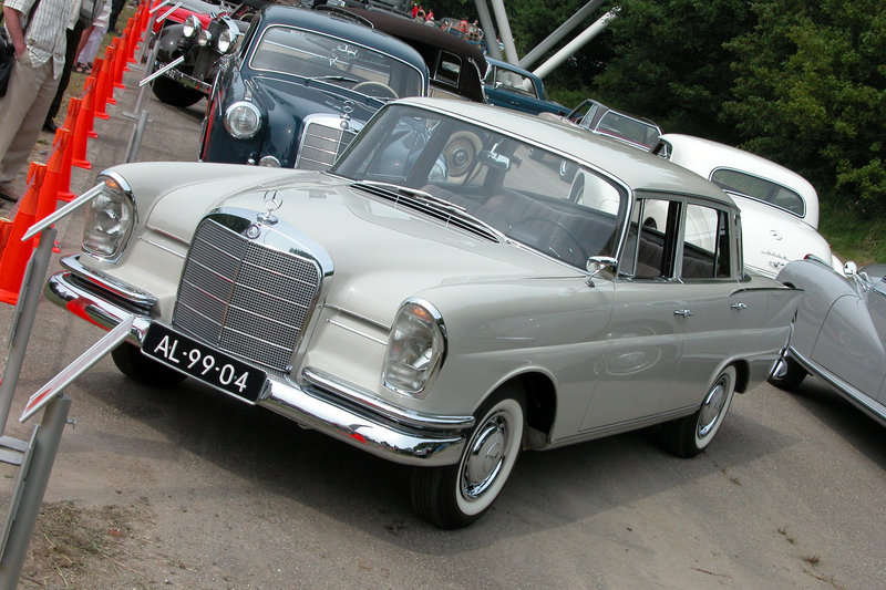 Mercs at the National Oldtimer Day: 1963 Mercedes-Benz 220 S