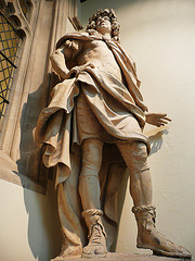 statue at guildhall, london