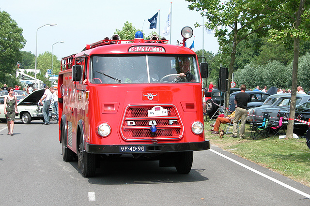 Heavy vehicles at the National Oldtimerday: 1966 DAF G 1300 BA325