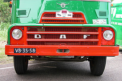 Heavy vehicles at the National Oldtimerday: 1960 DAF 2000 DO