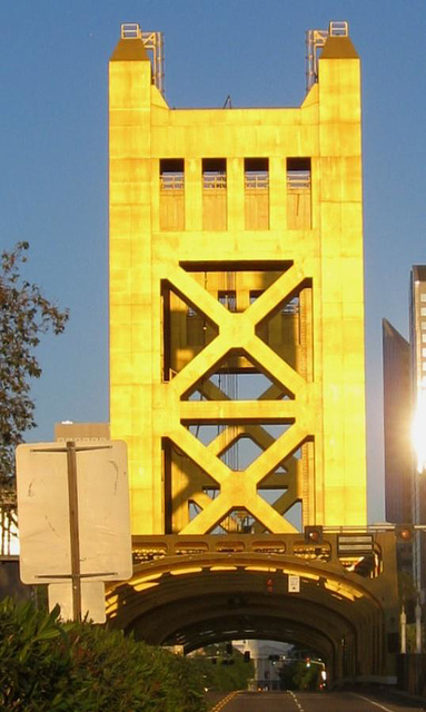 Sacramento Tower Bridge 2088a
