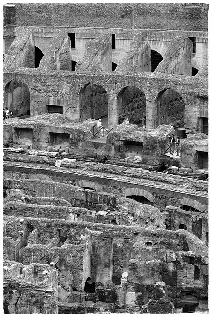 Rome Honeymoon Fuji XE-1 Colosseum 3