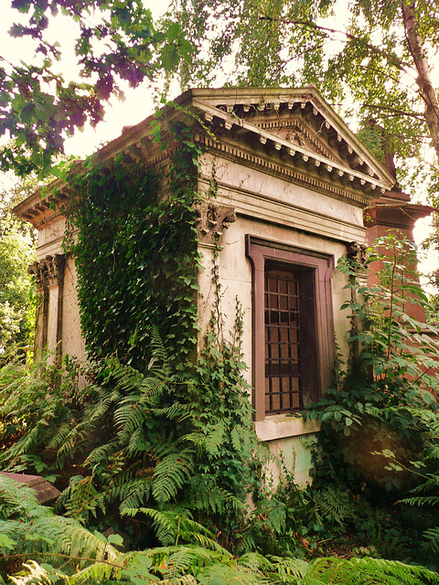 abney park cemetery, hackney, london,mausoleum of dr. nathaniel rogers 1884